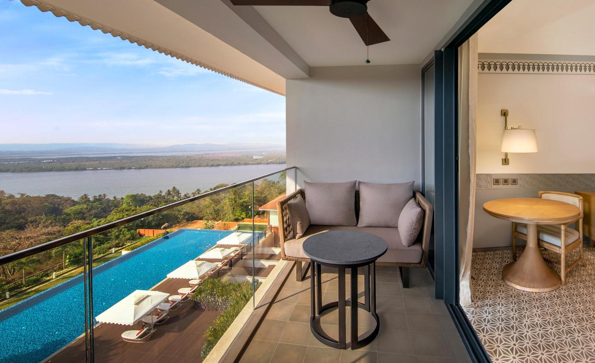 Hotel Doubletree By Hilton Goa - Panaji Exterior foto
