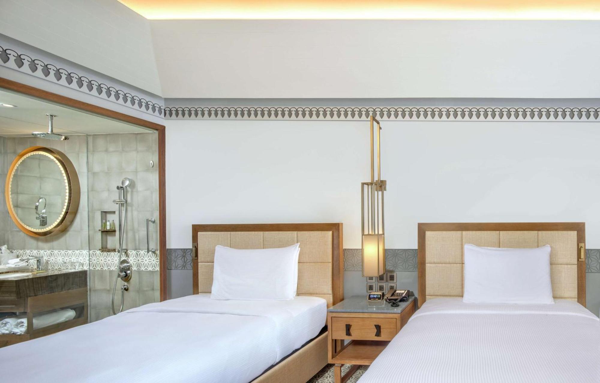 Hotel Doubletree By Hilton Goa - Panaji Exterior foto