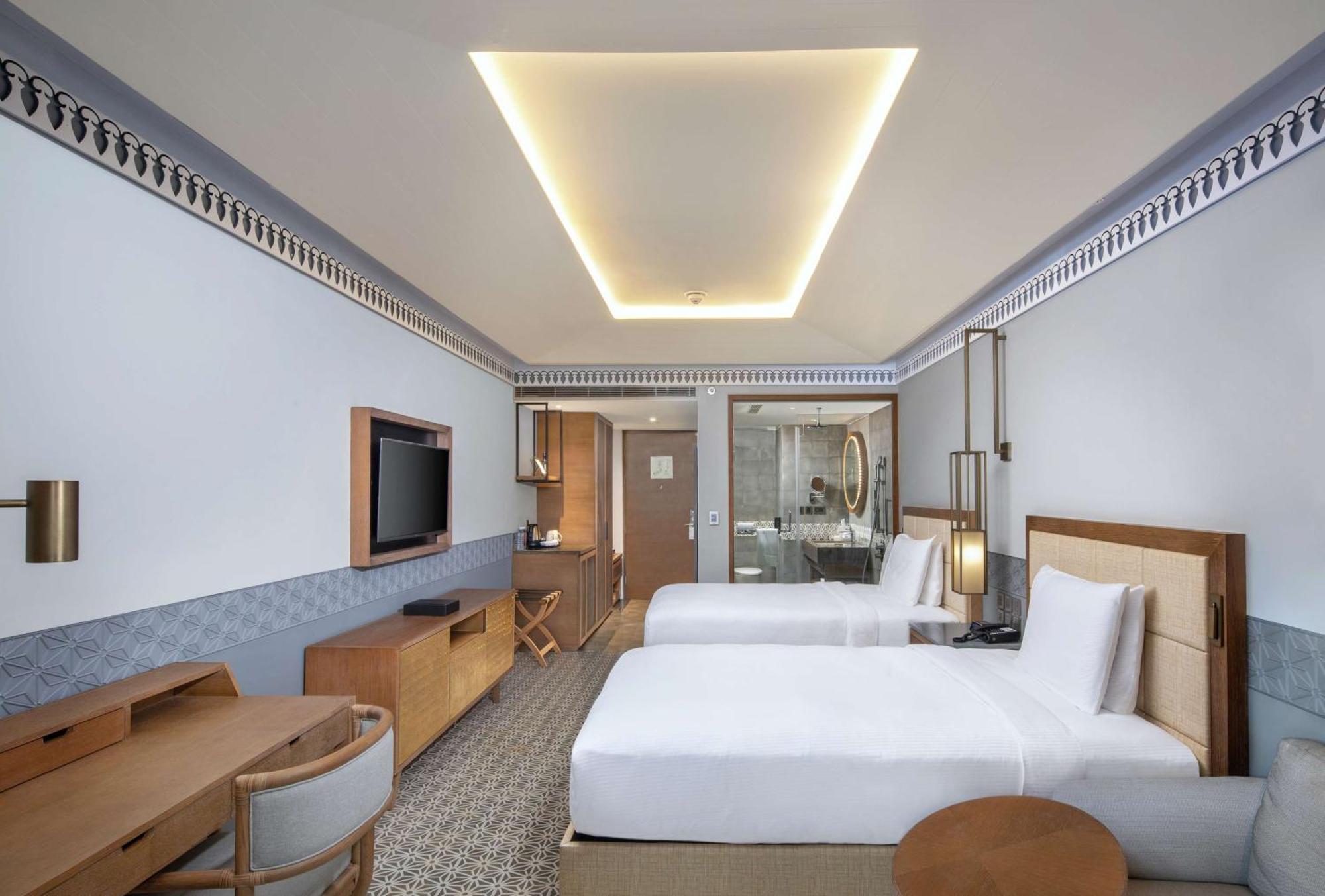 Hotel Doubletree By Hilton Goa - Panaji Exterior foto